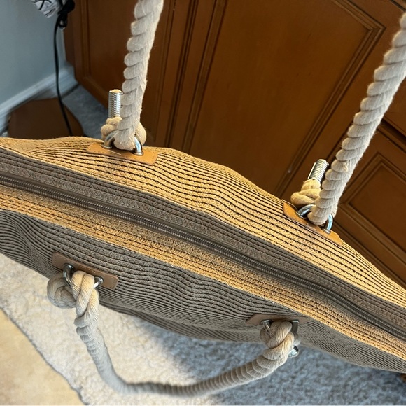 SAKS FITH AVENUE LARGE WOVEN TOTE WITH ROPE HANDLES NWOT - Picture 7 of 7